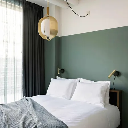 Wunderlocke 4* München