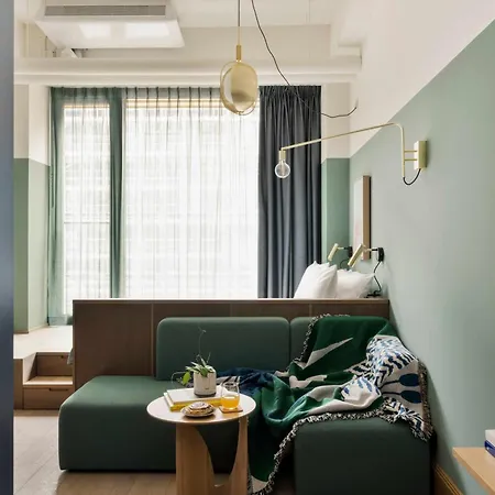 Wunderlocke 4* München